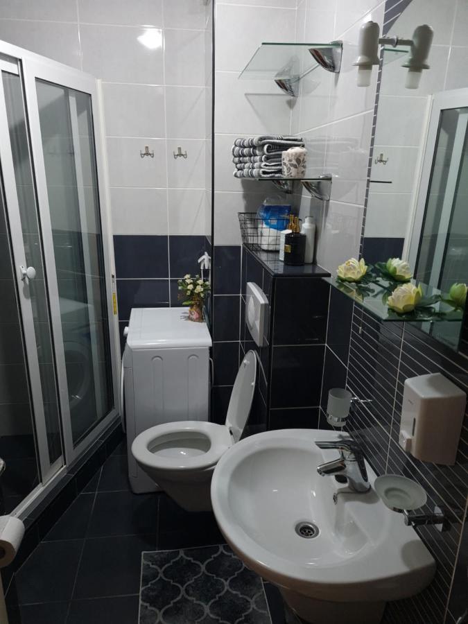 Apartman Centar Lux Budva Zewnętrze zdjęcie
